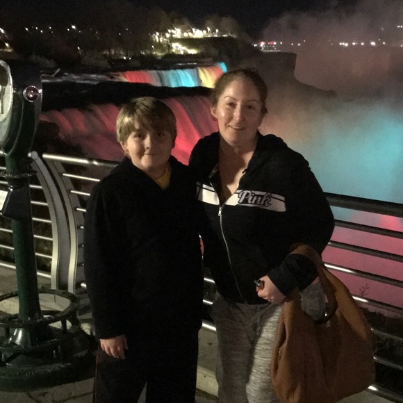 Meet your Posher, Michelle - Picture 2 of 2